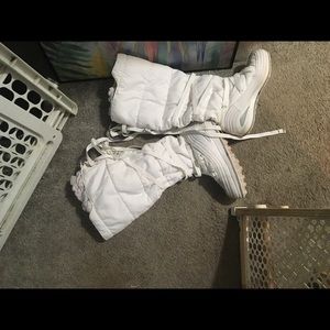 Adidas by Stella McCartney white lace up snow boots